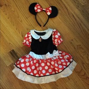 Minnie Mouse costume